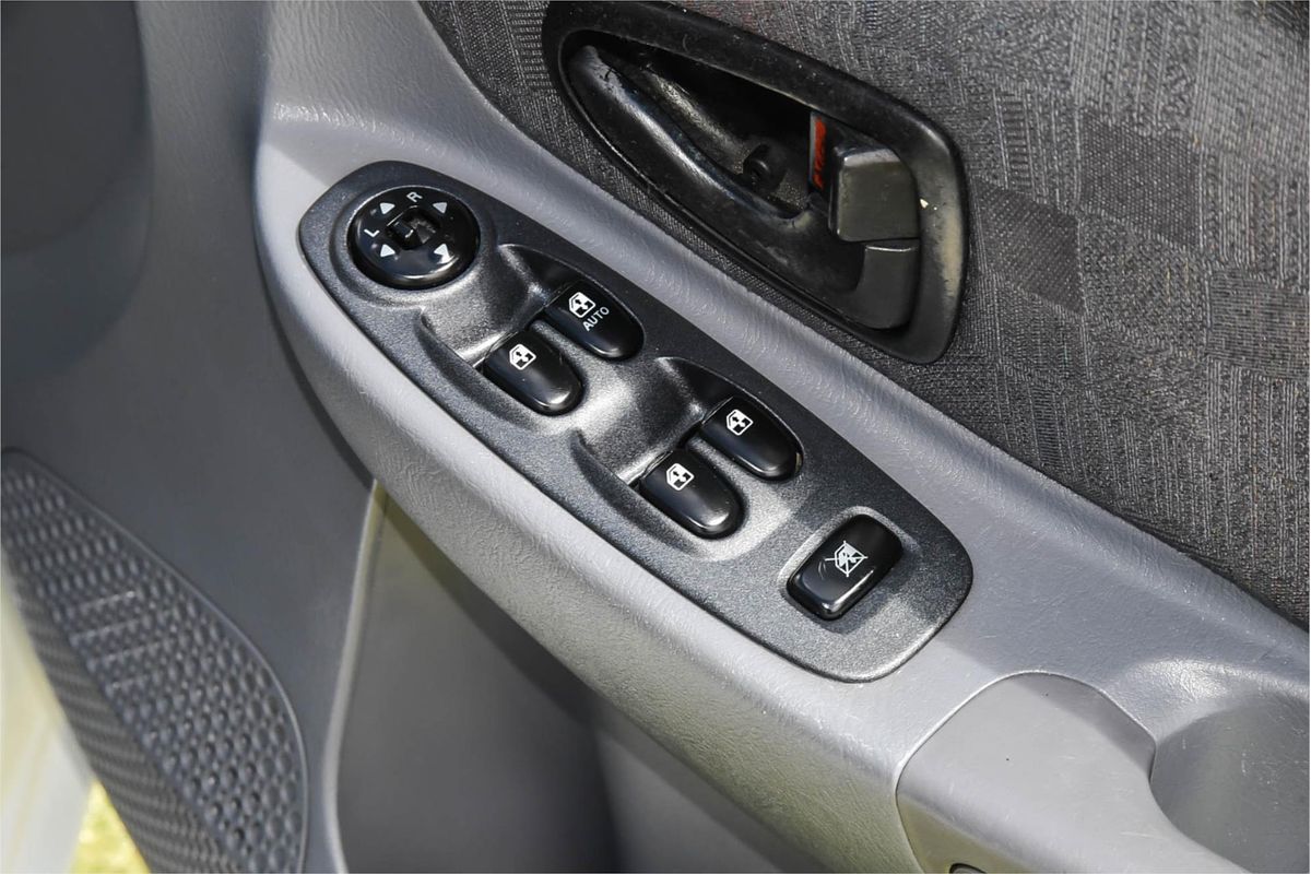 2004 Hyundai Accent GL LC