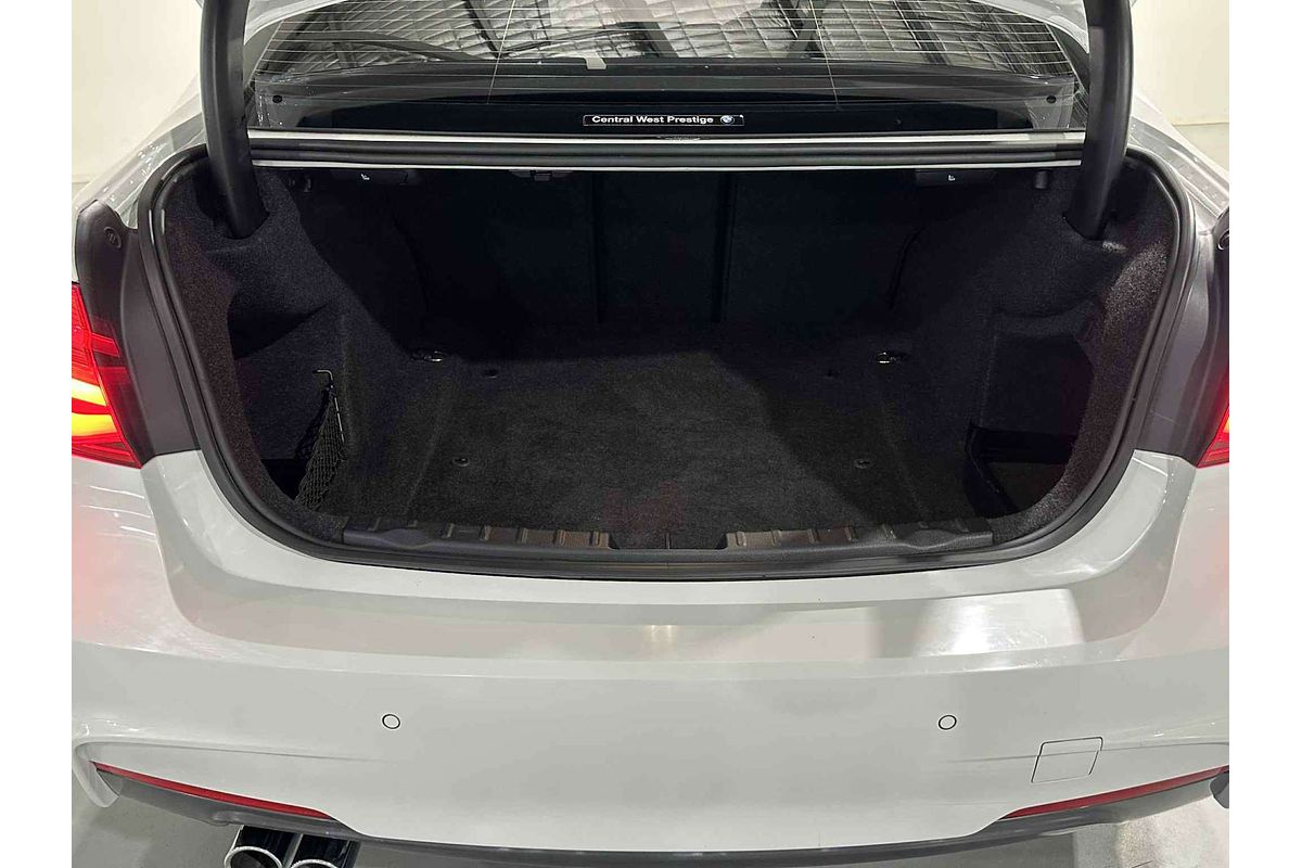 2017 BMW 3 Series 330i M Sport F30 LCI