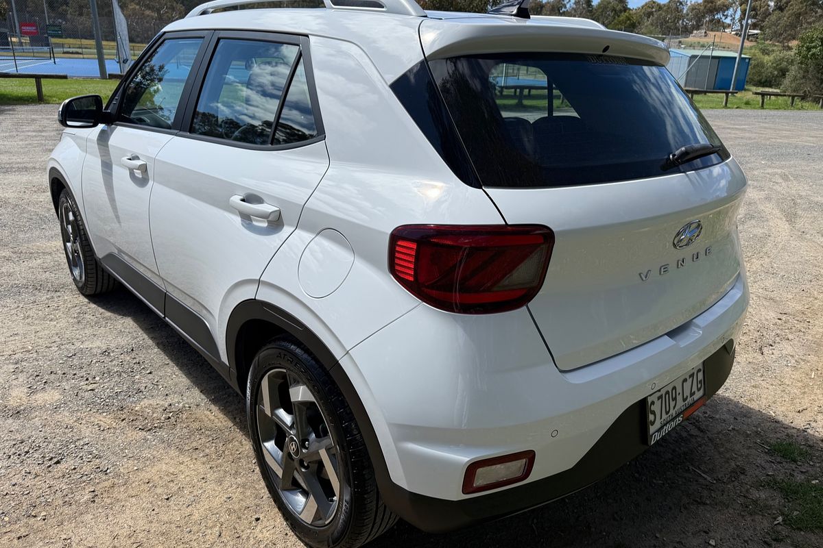 2020 Hyundai Venue Active QX