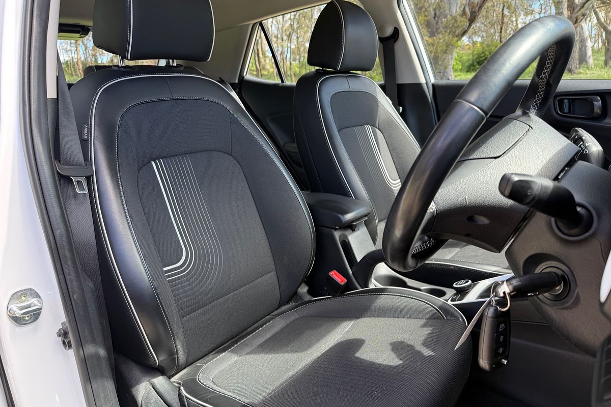 2020 Hyundai Venue Active QX