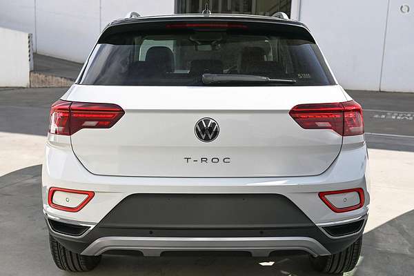 2025 Volkswagen T-Roc 110TSI Style D11