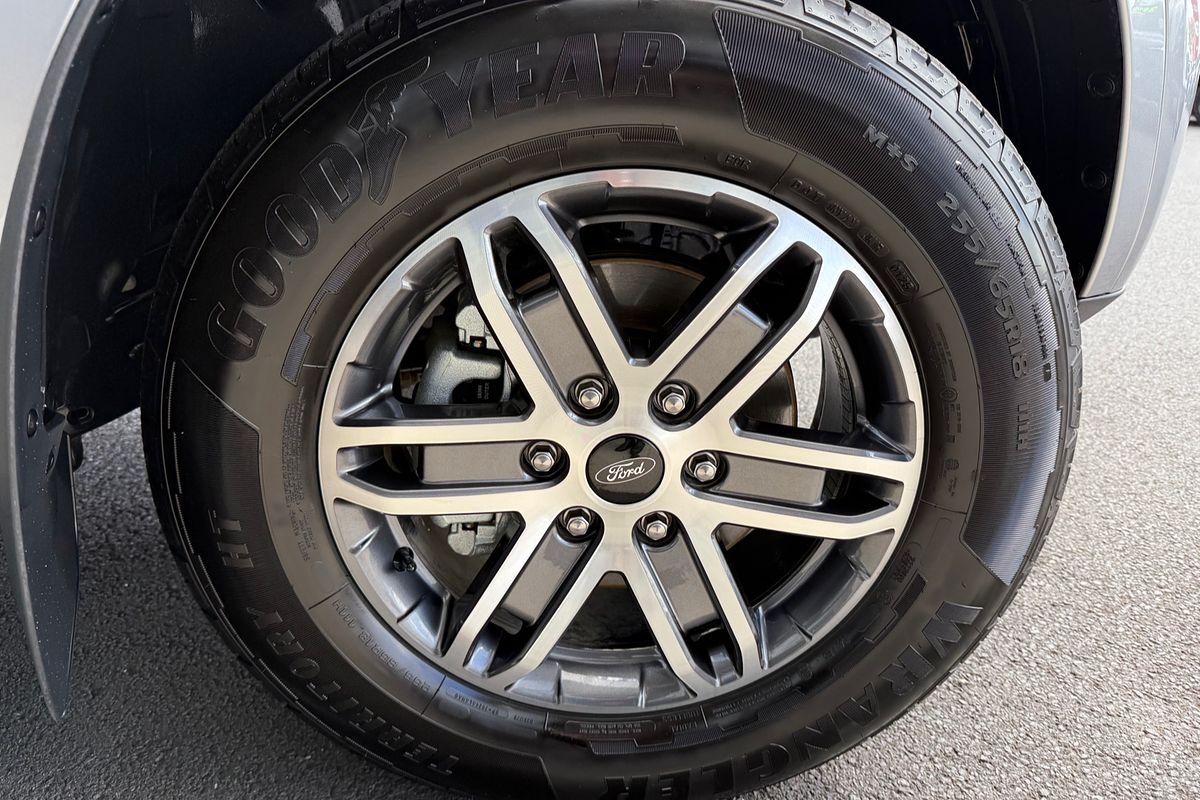 2025 Ford Everest Trend 2.0L