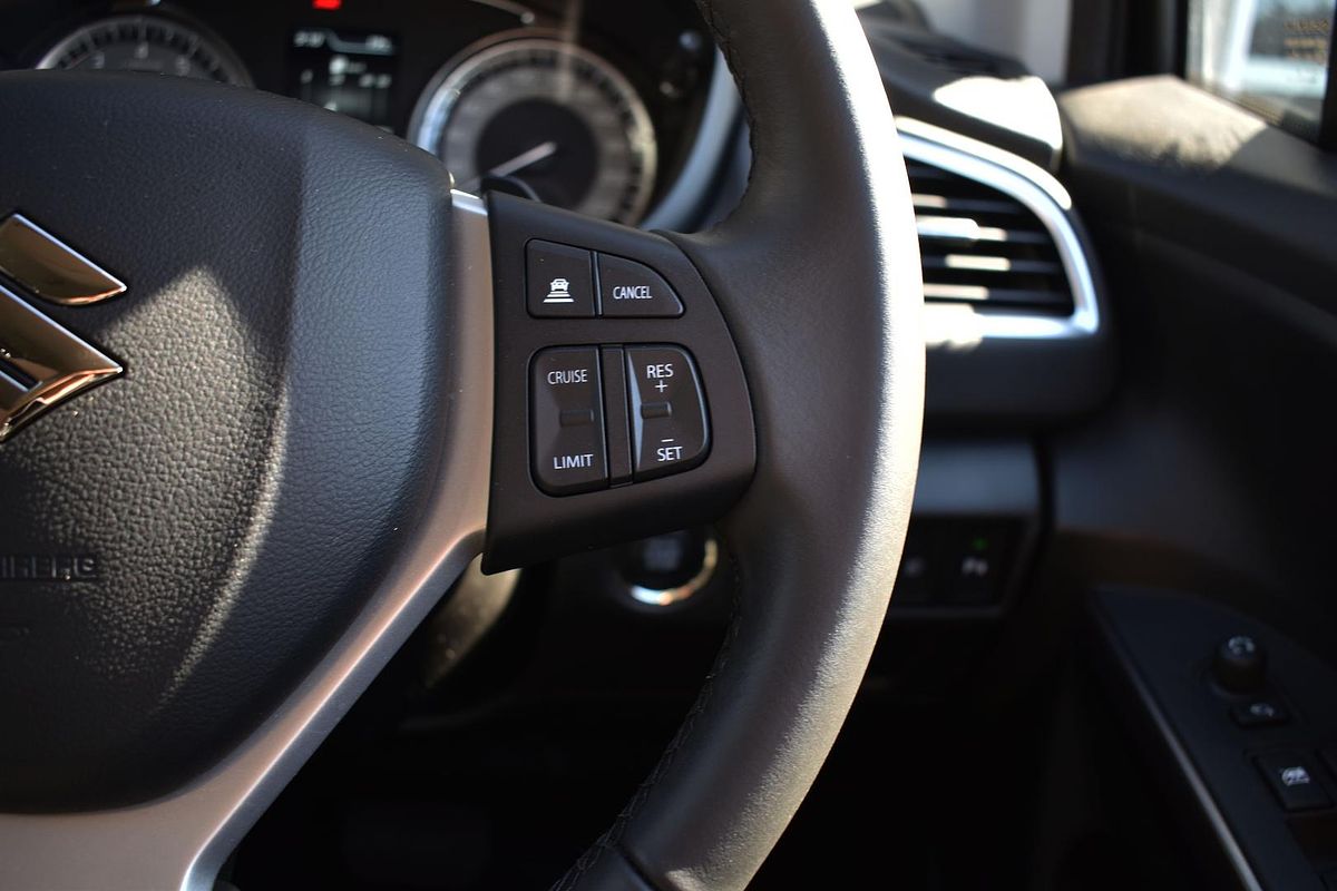 2024 Suzuki S-Cross JYB