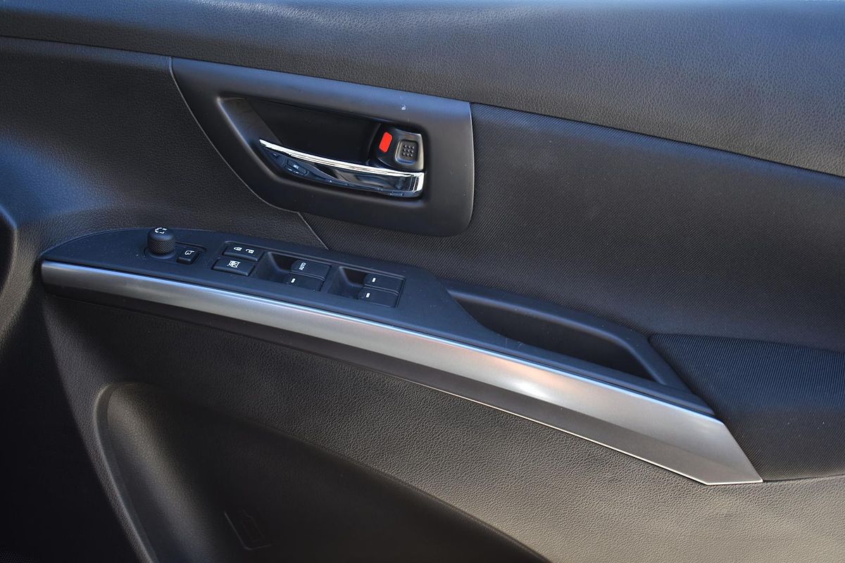 2024 Suzuki S-Cross JYB