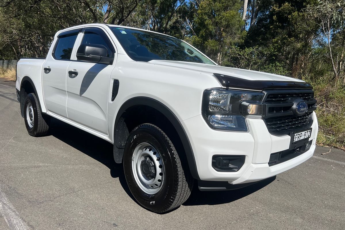2025 Ford Ranger XL 4X4 2.0L