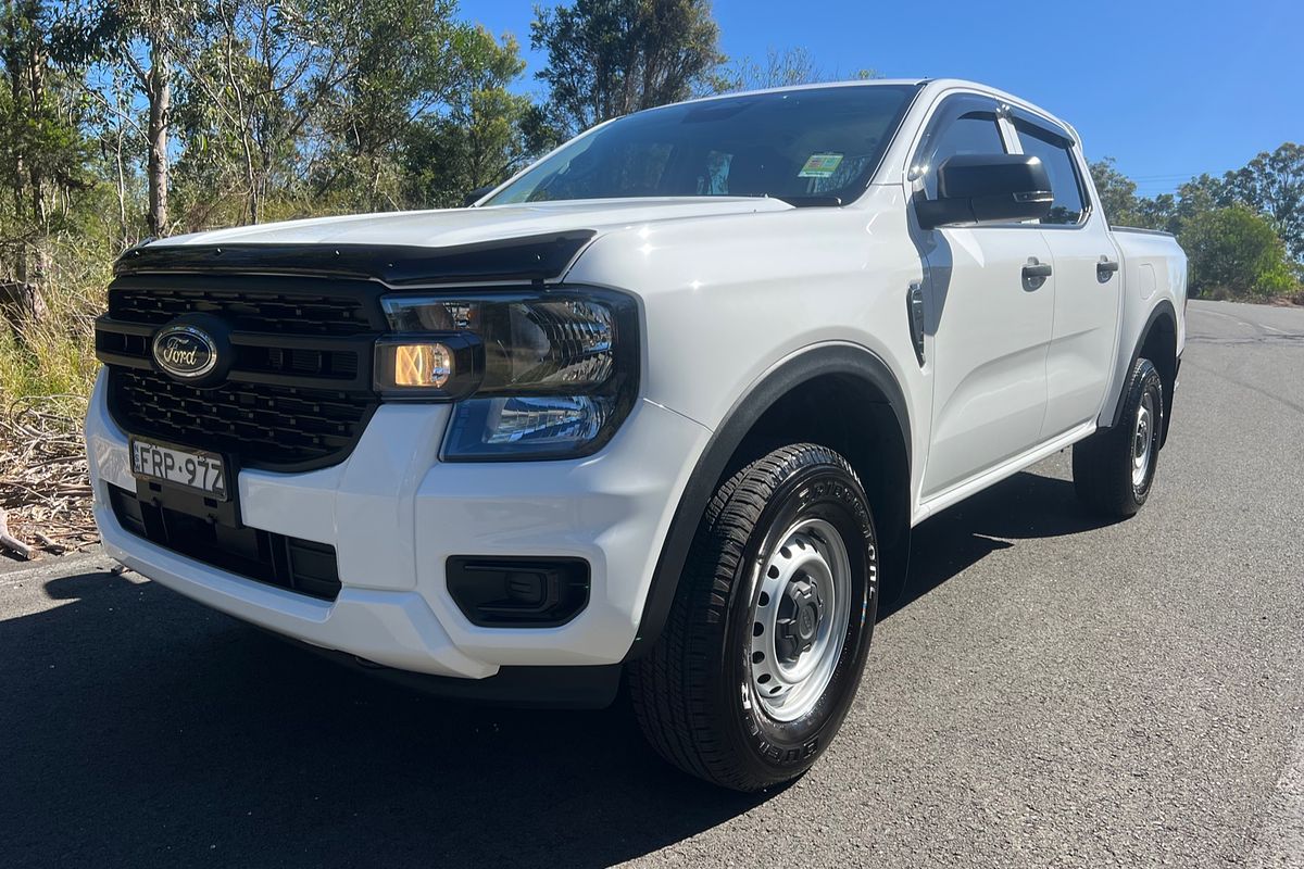 2025 Ford Ranger XL 4X4 2.0L