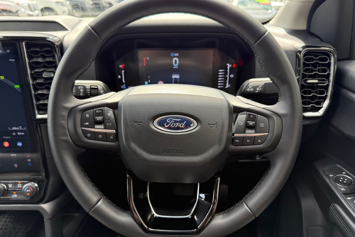 2025 Ford Everest Trend 2.0L