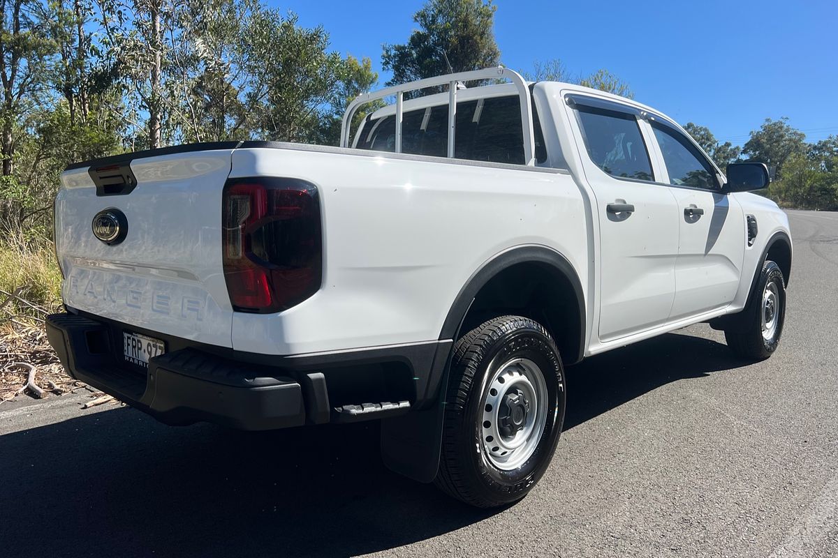 2025 Ford Ranger XL 4X4 2.0L
