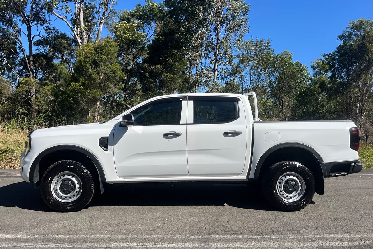 2025 Ford Ranger XL 4X4 2.0L