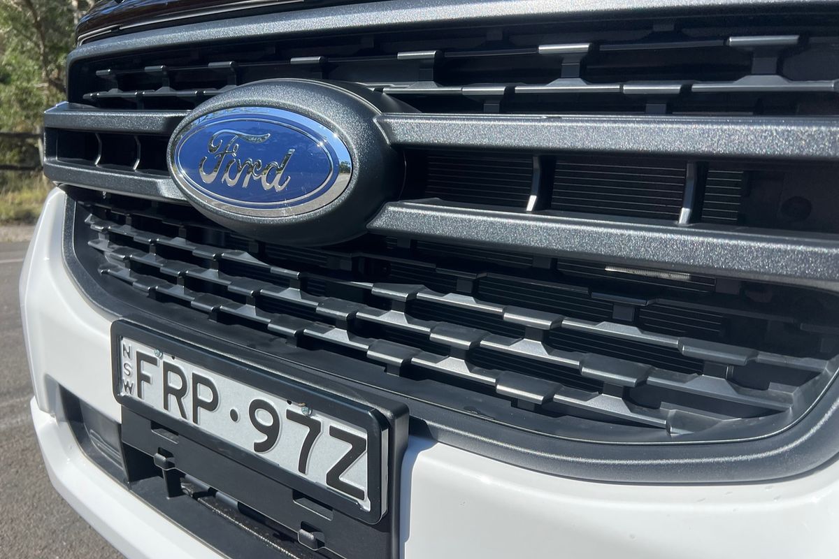 2025 Ford Ranger XL 4X4 2.0L