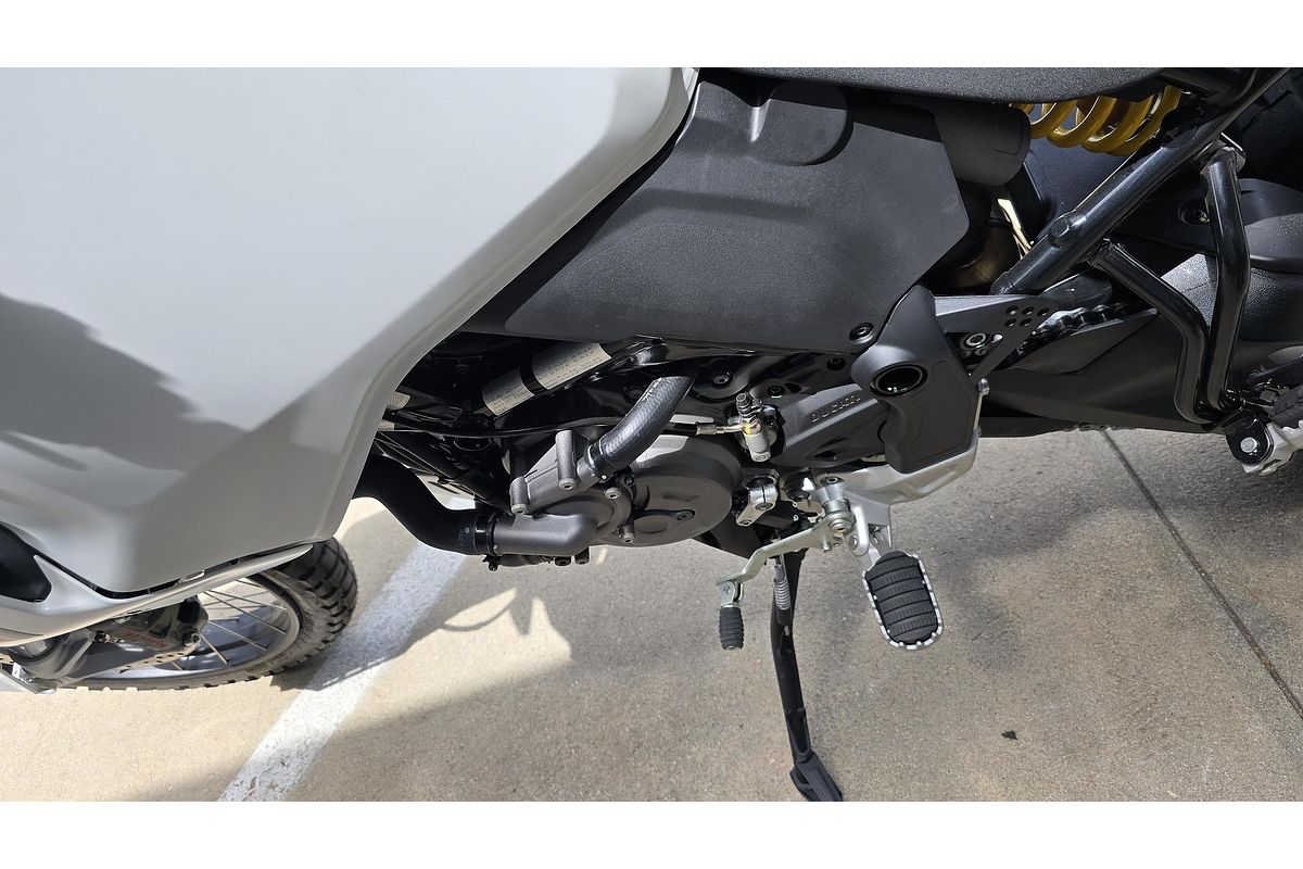 2025 Ducati Desert X Desert X