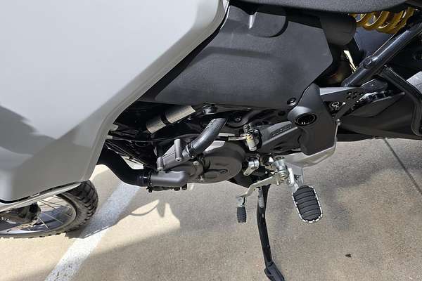 2025 Ducati Desert X Desert X