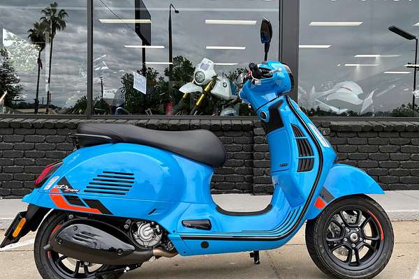 2025 Vespa GTS 300 Super Sport GTS