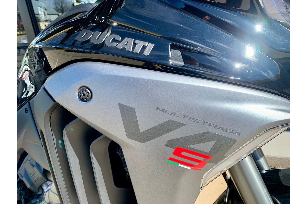2025 Ducati Multistrada V4S Multistrada