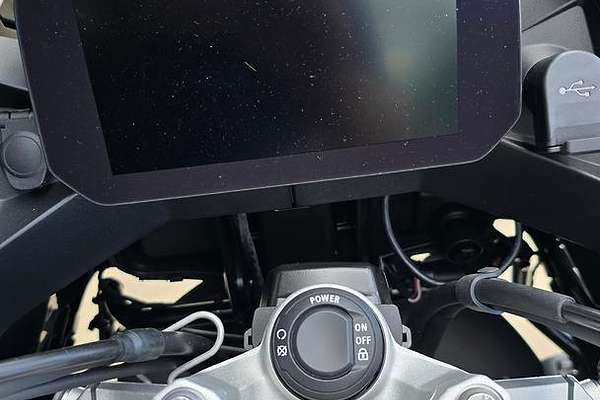 2025 BMW F 900 GS Adventure Ride Pro F 900