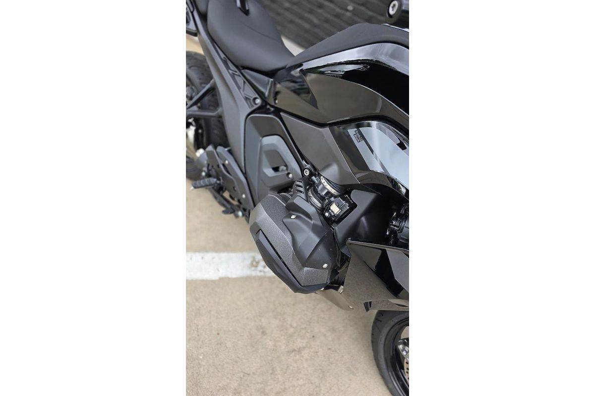 2025 BMW R 1300 RS Triple Black R 1300