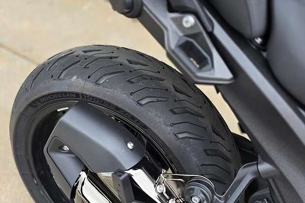 2025 BMW R 1300 RS Triple Black R 1300