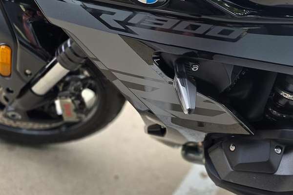 2025 BMW R 1300 RS Triple Black R 1300