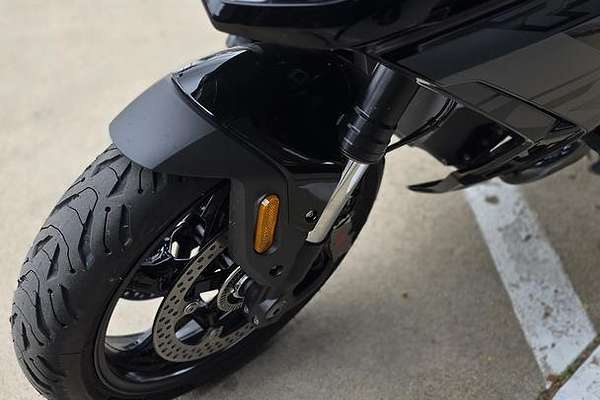 2025 BMW R 1300 RS Triple Black R 1300