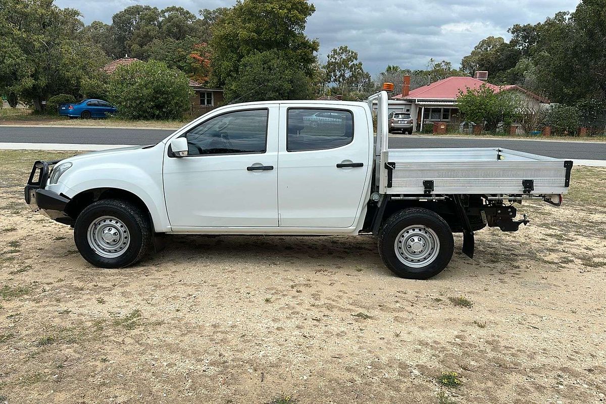 2019 Isuzu D-MAX SX 4X4