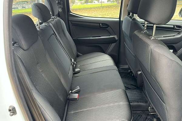 2019 Isuzu D-MAX SX 4X4