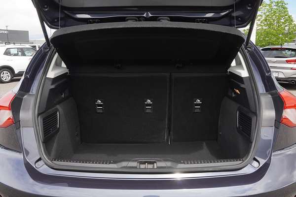 2020 Ford Focus Active SA