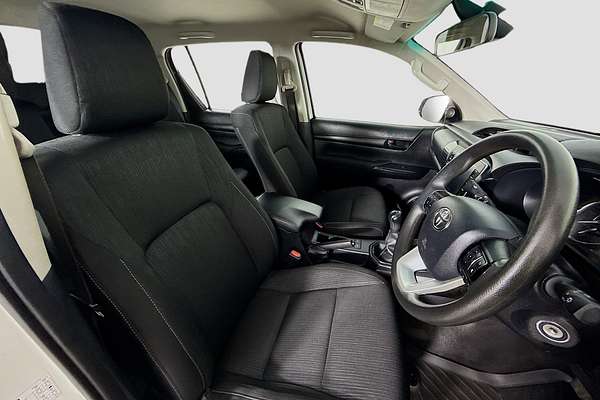 2023 Toyota Hilux SR GUN126R 4X4