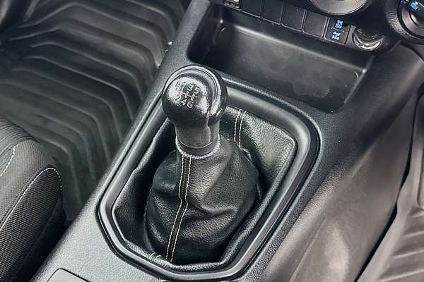 2023 Toyota Hilux SR GUN126R 4X4