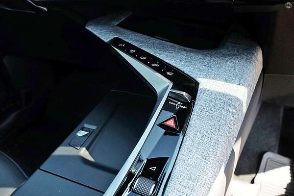 2025 Peugeot 3008 Allure Hybrid P64