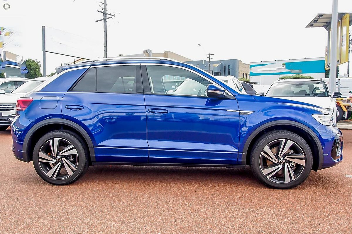 2025 Volkswagen T-Roc 140TSI R-Line D11