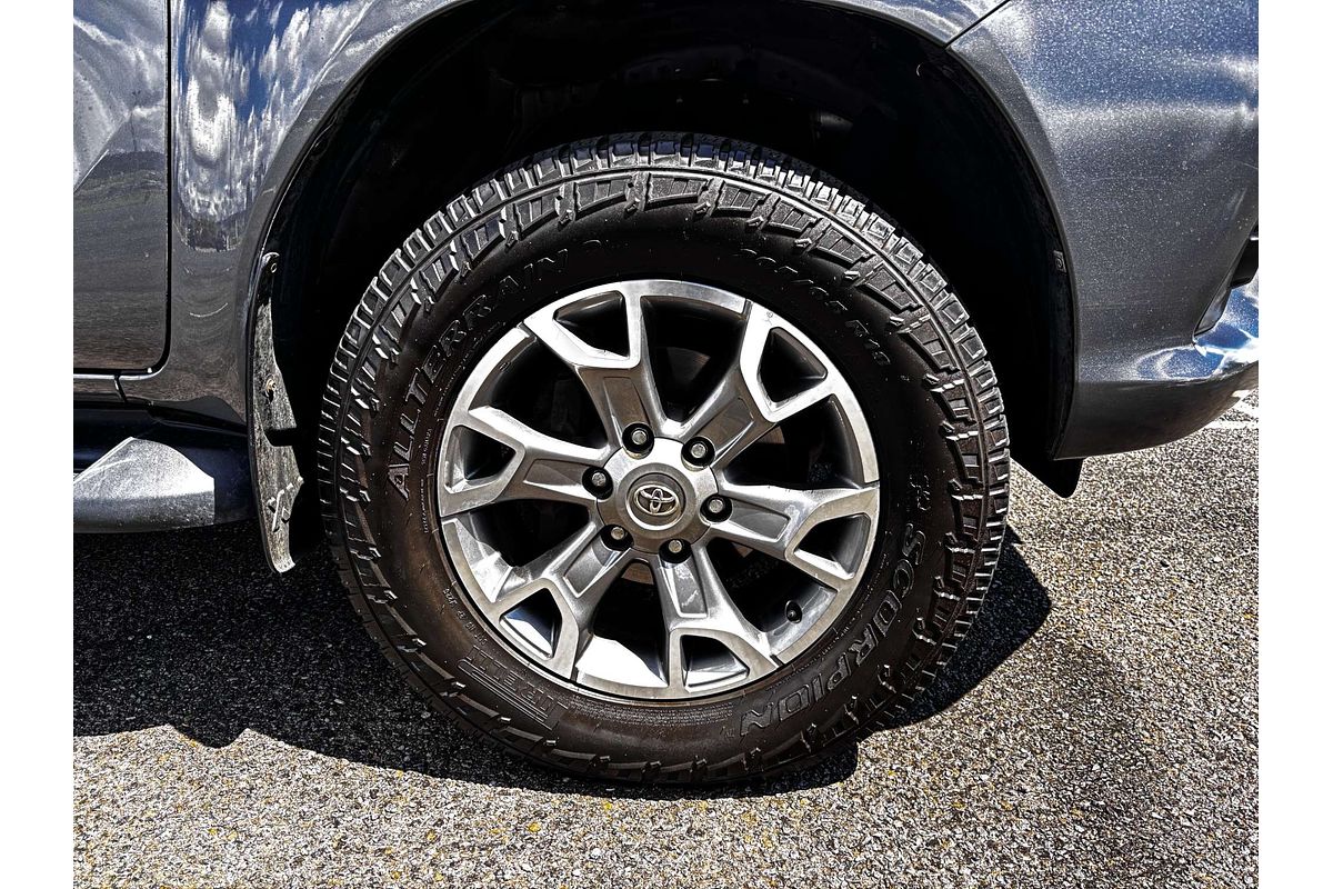 2017 Toyota Hilux SR5 GUN126R 4X4