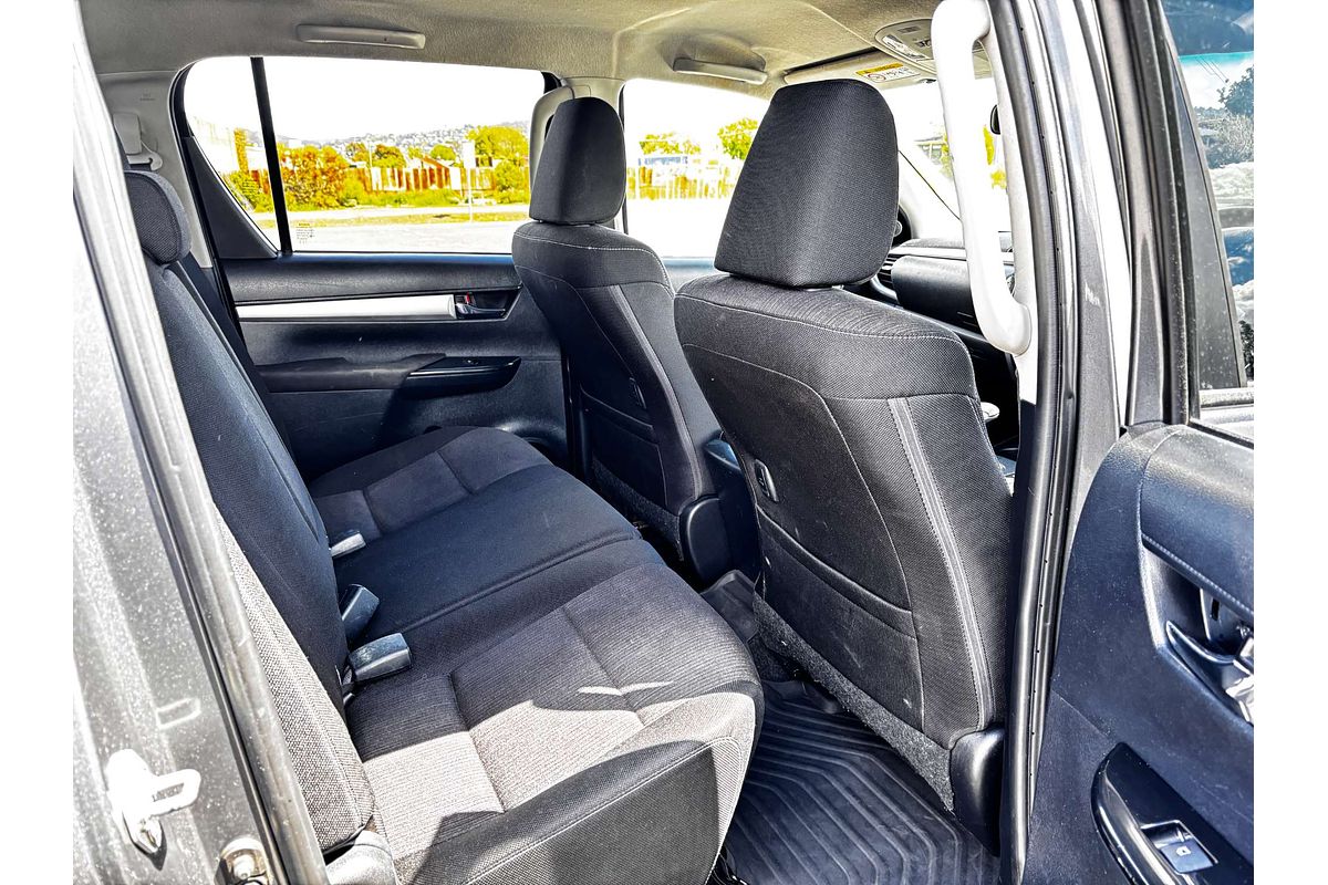 2017 Toyota Hilux SR5 GUN126R 4X4