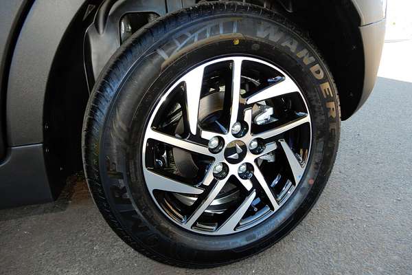 2025 Mahindra XUV 3XO AX5L