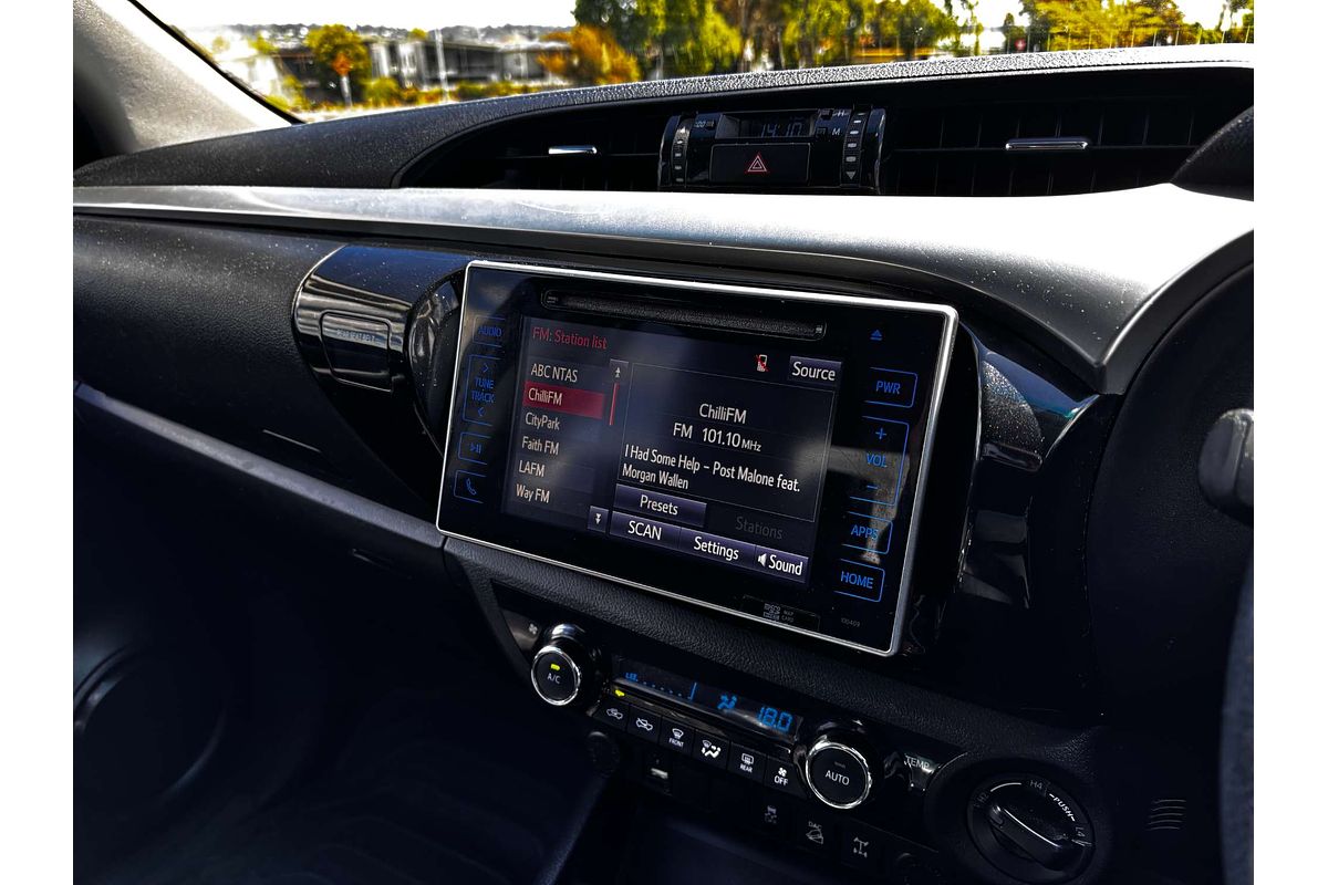 2017 Toyota Hilux SR5 GUN126R 4X4