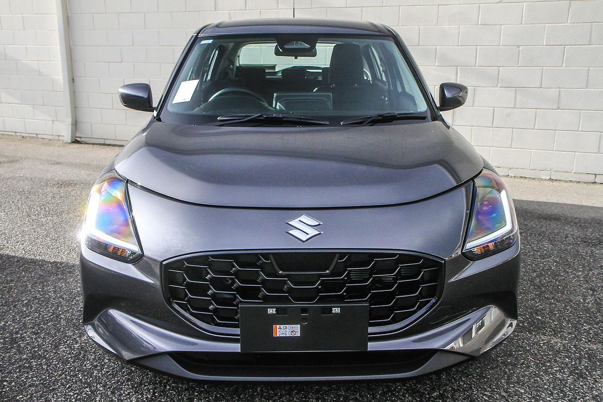 2025 Suzuki Swift Hybrid UZ