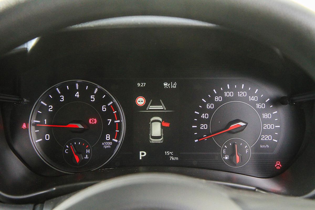 2025 Suzuki Swift Hybrid UZ