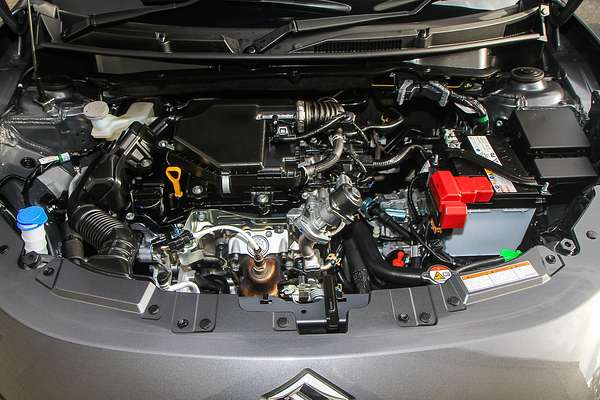 2025 Suzuki Swift Hybrid UZ