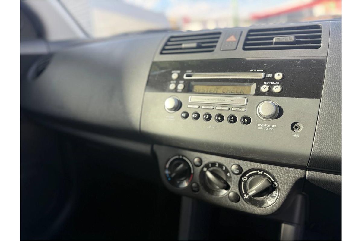 2010 Suzuki Swift RS415