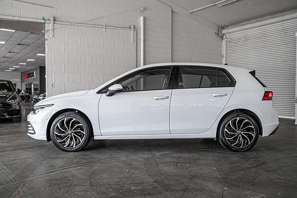 2022 Volkswagen Golf 110TSI Life 8