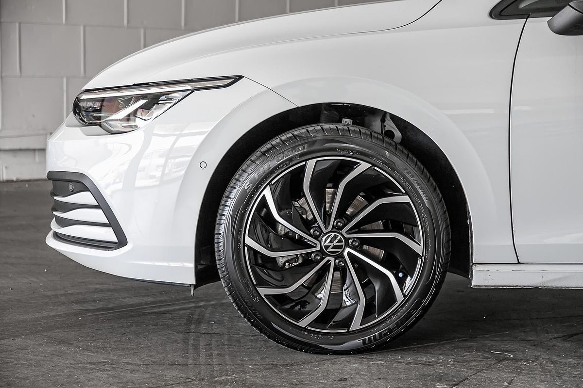 2022 Volkswagen Golf 110TSI Life 8