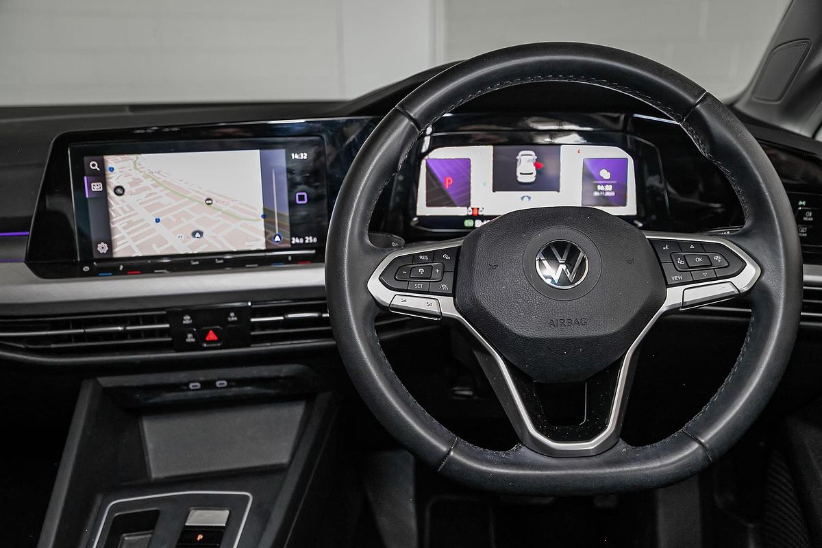 2022 Volkswagen Golf 110TSI Life 8