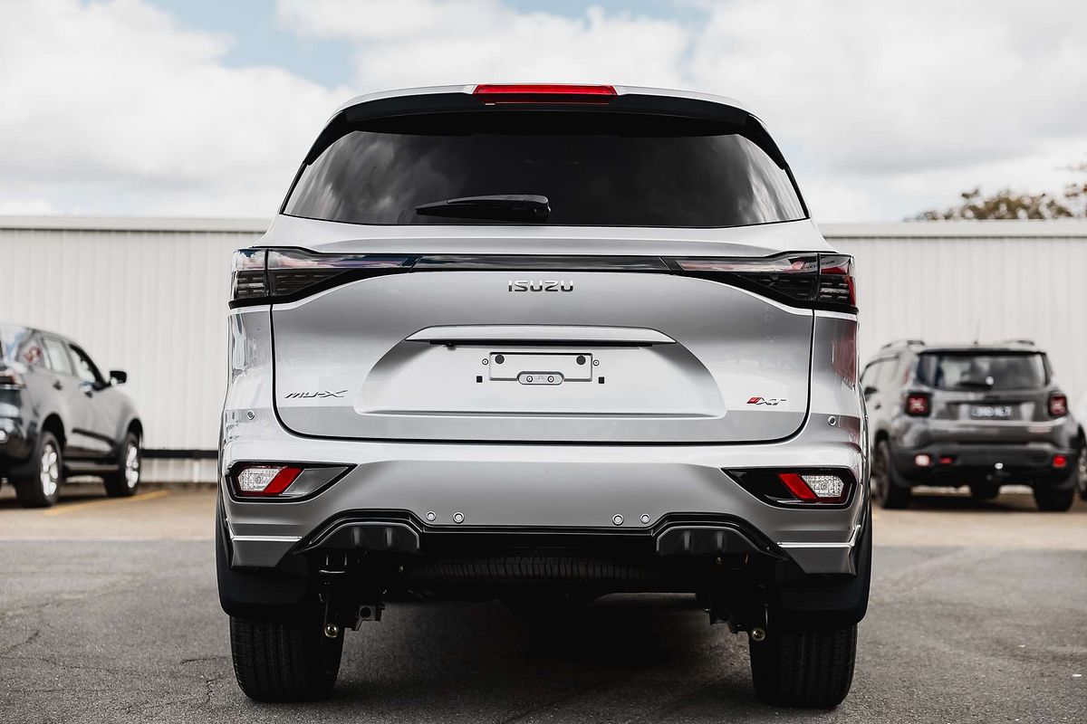 2025 Isuzu MU-X X-TERRAIN