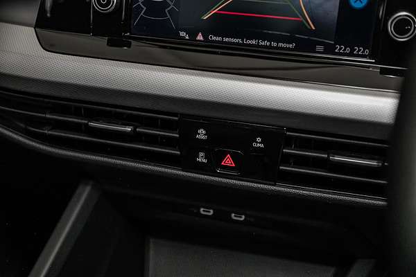 2021 Volkswagen Golf 110TSI 8