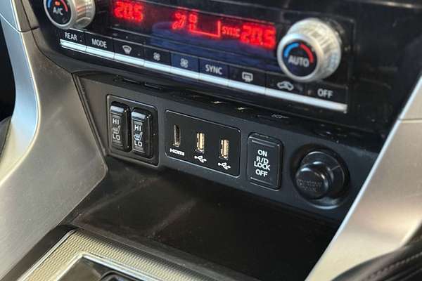 2020 Mitsubishi Pajero Sport Exceed QF