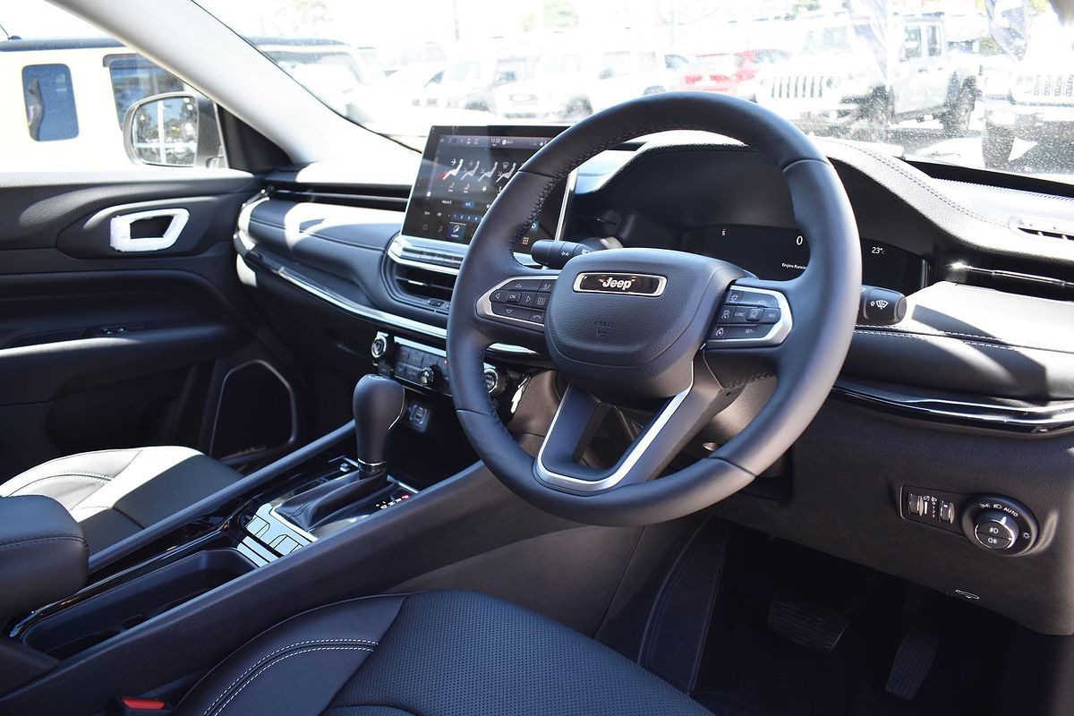 2025 Jeep Compass Summit e-Hybrid MV