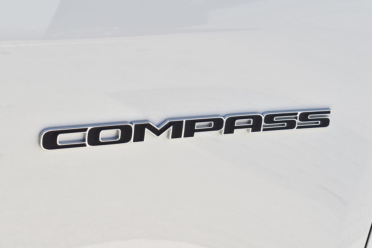 2025 Jeep Compass Summit e-Hybrid MV