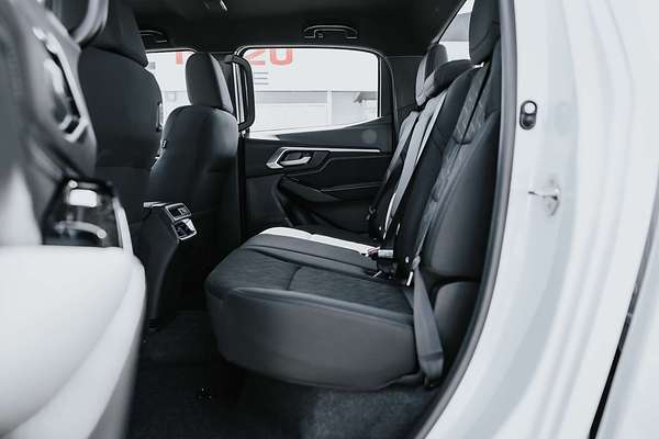 2025 Isuzu D-MAX LS-U  4X4