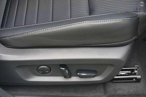 2025 Nissan QASHQAI ST-L J12