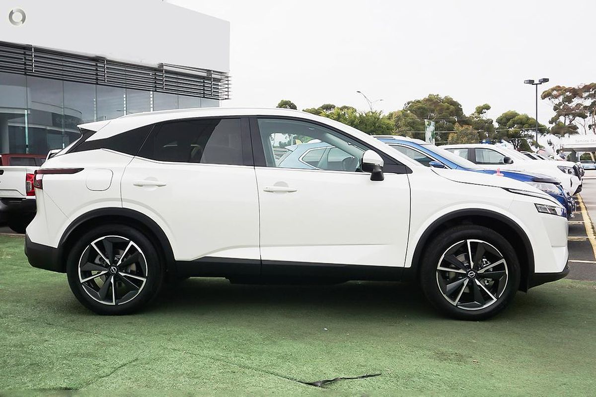 2025 Nissan QASHQAI ST-L J12