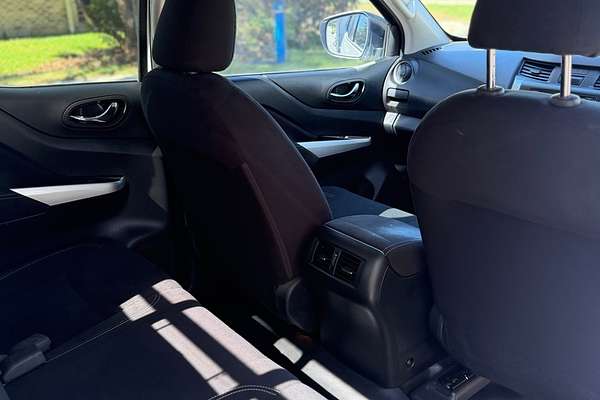 2017 Nissan Navara RX D23 Series 2 4X4